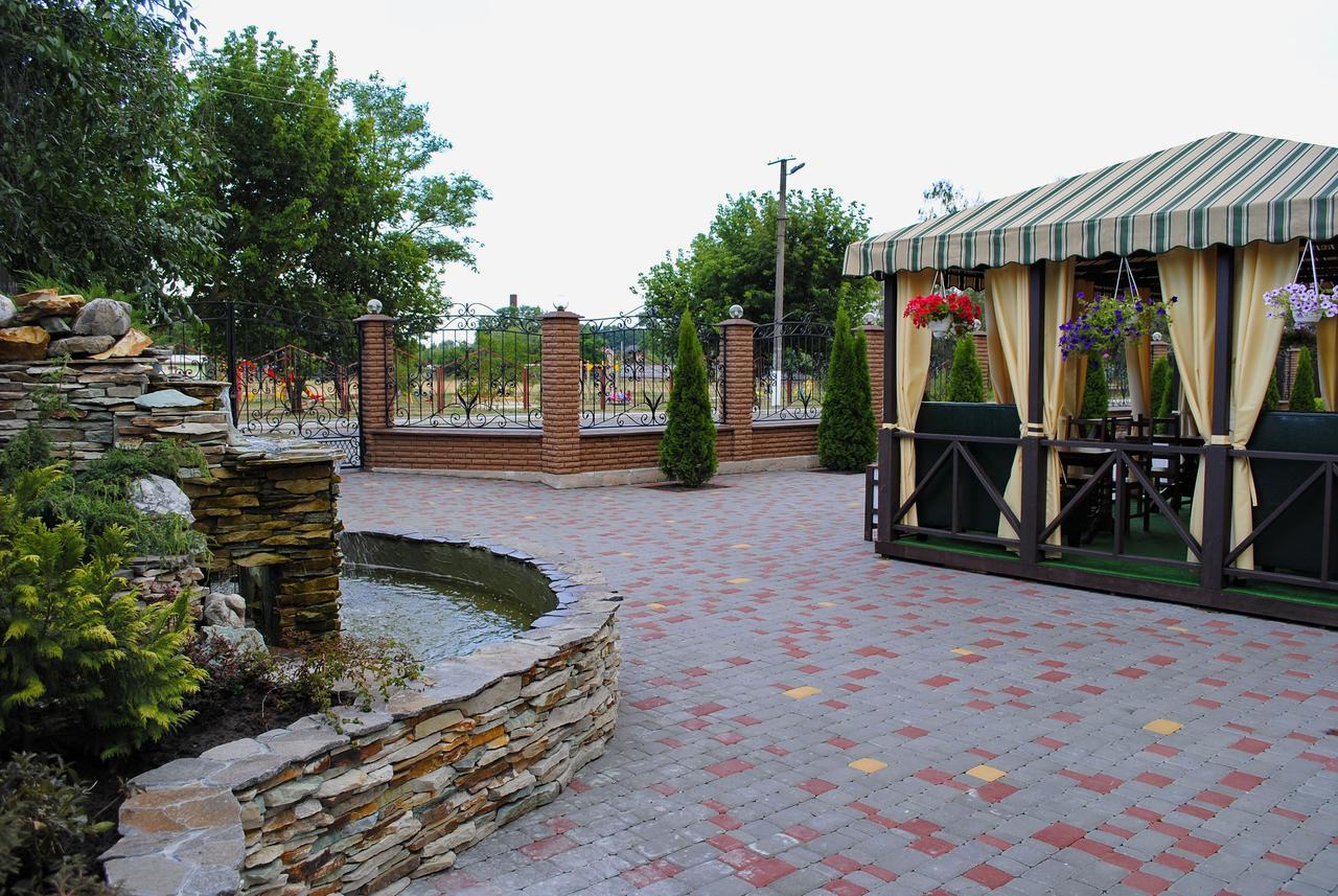 Hotel Restaurant Complex Roman'S Vishenki  Zewnętrze zdjęcie